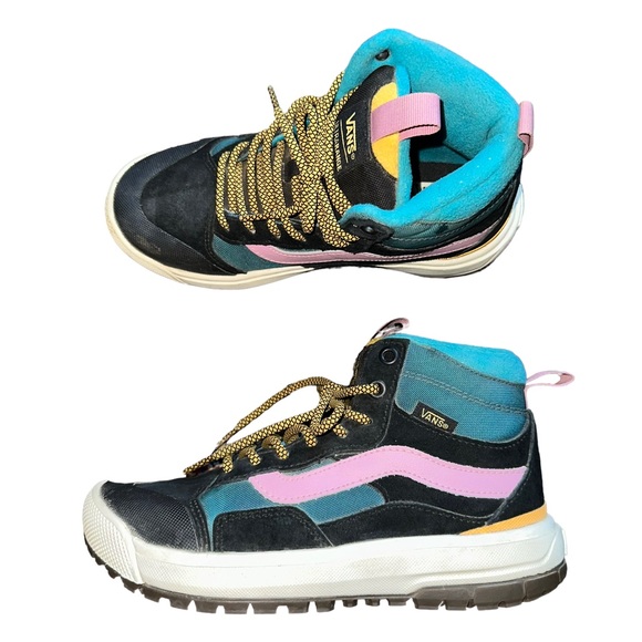 Vans Shoes - Women’s Vans Ultra range EXO HI MTE-1 hiking boots size 6